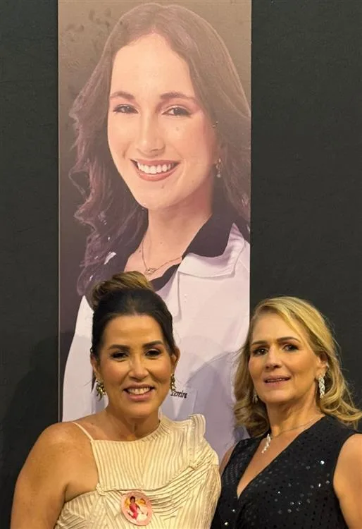 Ana Vládia Sales e Márcia Peixoto