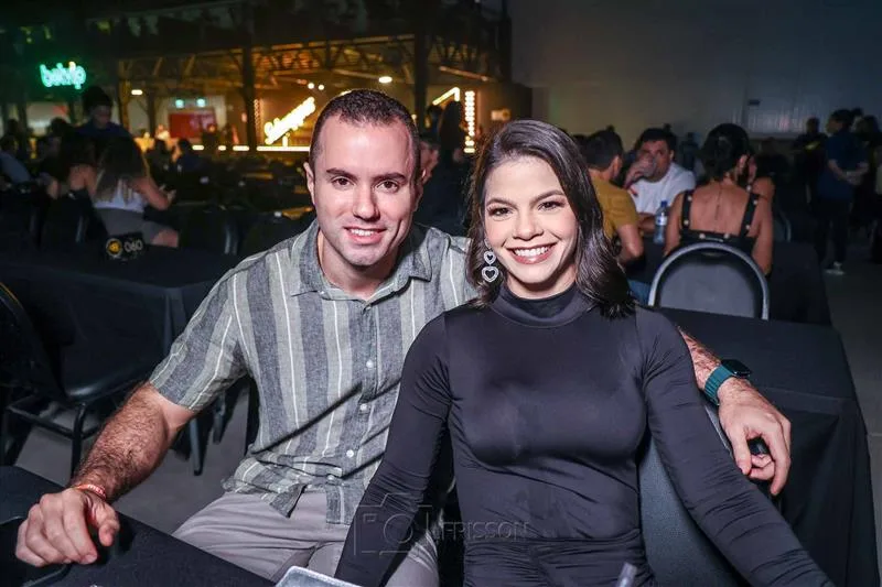 Caio Placido e Rebeca Sampaio