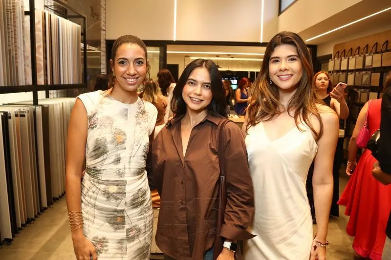 Brenda Queiroz, Eloá Rodrigues e Silvia Rezende