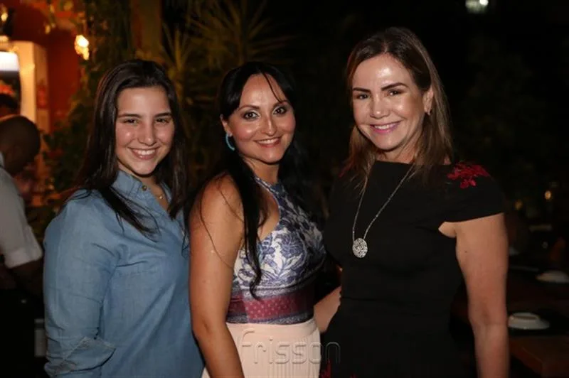 Carol Barreira, Lidia Martim e Ana Luisa Barreira