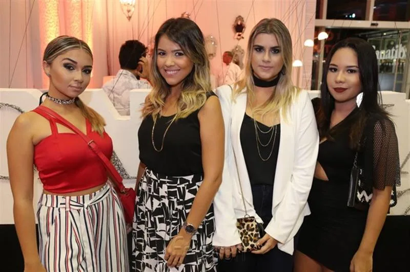 Amanda Lima, Larissa Aragão, Marcela Carvalho e Mgda Coelho