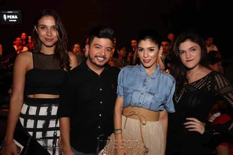 Camilla Neves, Rafael Gualberto, Monica Pinto e Viviane Mendes