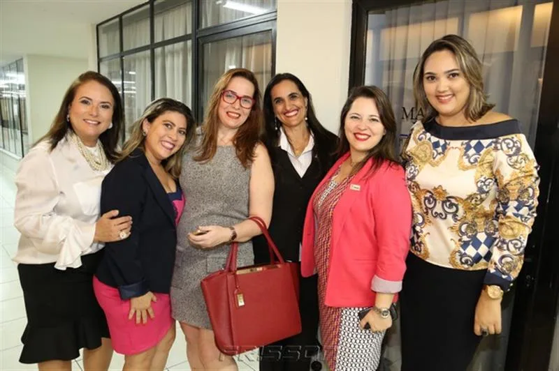 Ana Luisa Costa Lima, Lilian Oliveira, Mariah Frota, Fabiana Aguiar, Suely Torres e Camila Franco
