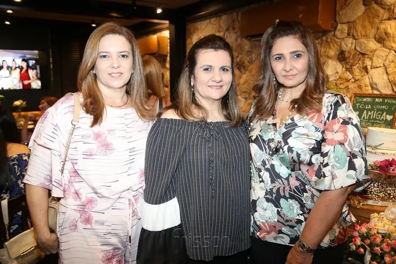 Aniversário Surpresa de Márcia Andréa