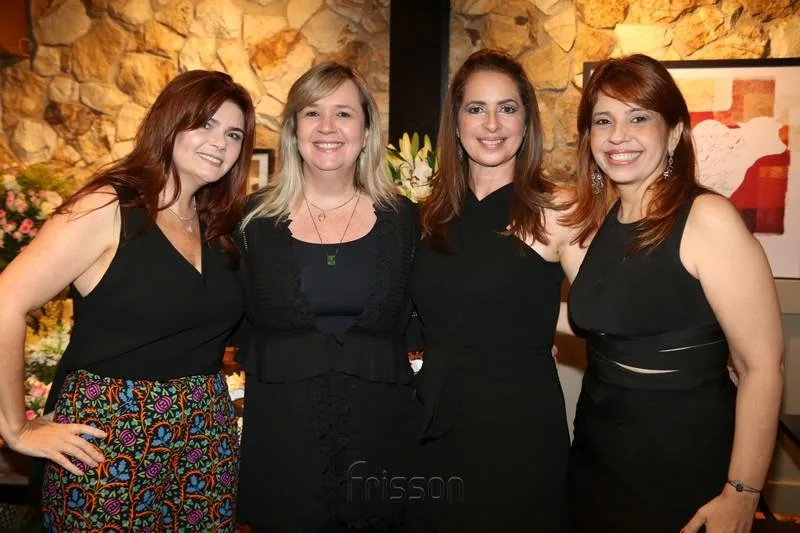 Aniversário Surpresa de Márcia Andréa