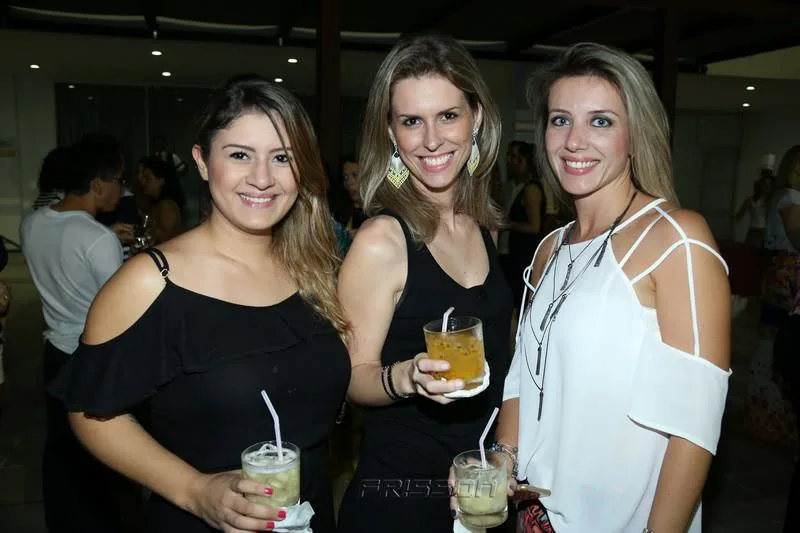 Camila Nunes, Debora Bitar e Juliana Biancolini