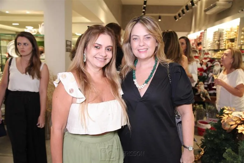 Ana Cristina Camelo e Erika Girão