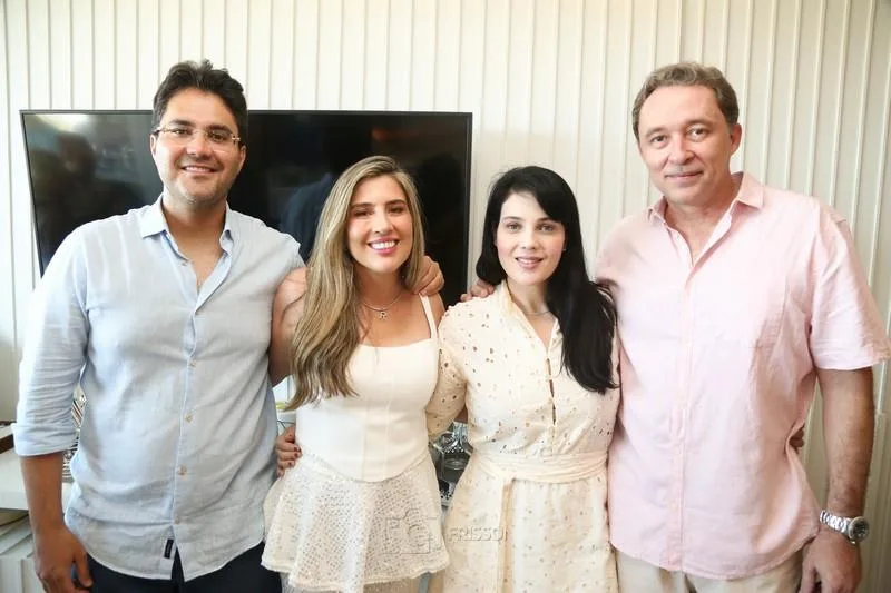 Aniversário de Roberta Maia