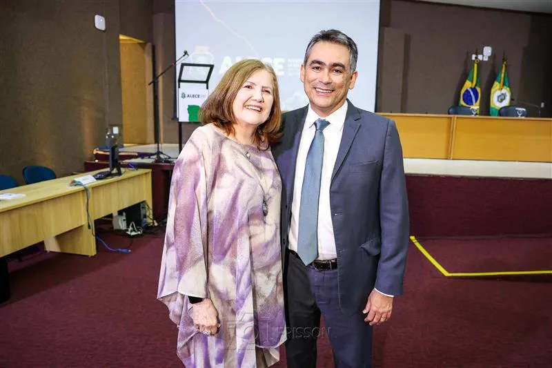Ana Lúcia Nocrato e Marcos Aragão