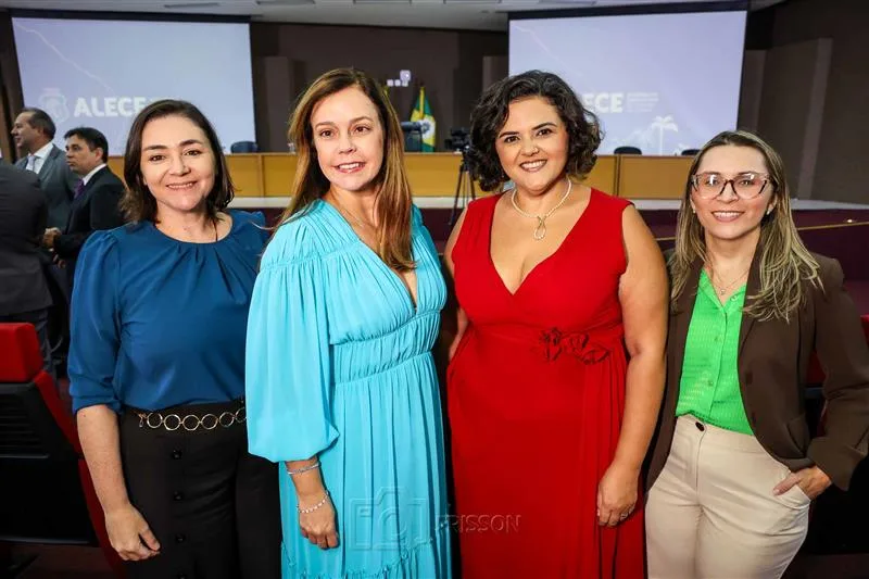 Danielle Brasil, Rita Fausto, Juliana Costa e Kelly Barros