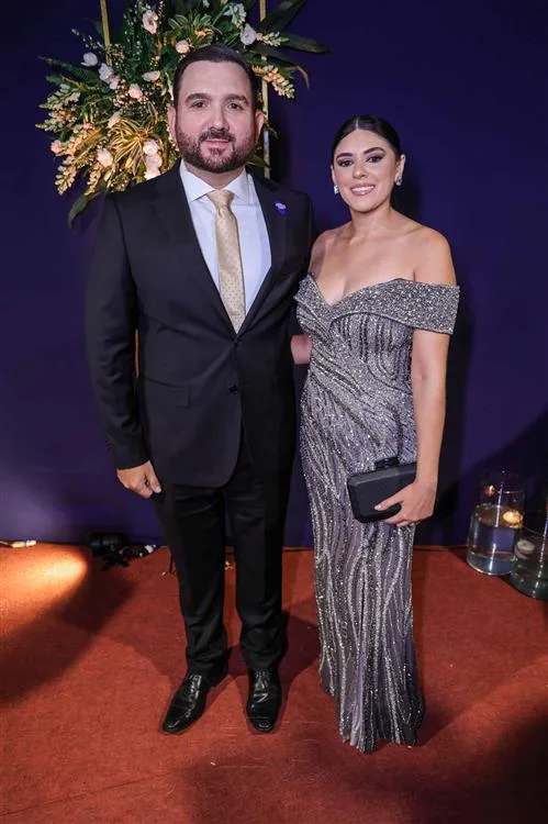 Adil Jr. e Yara Geisa