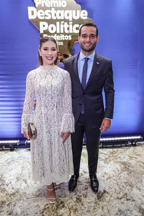 Alana Monteiro e Roberio Filho