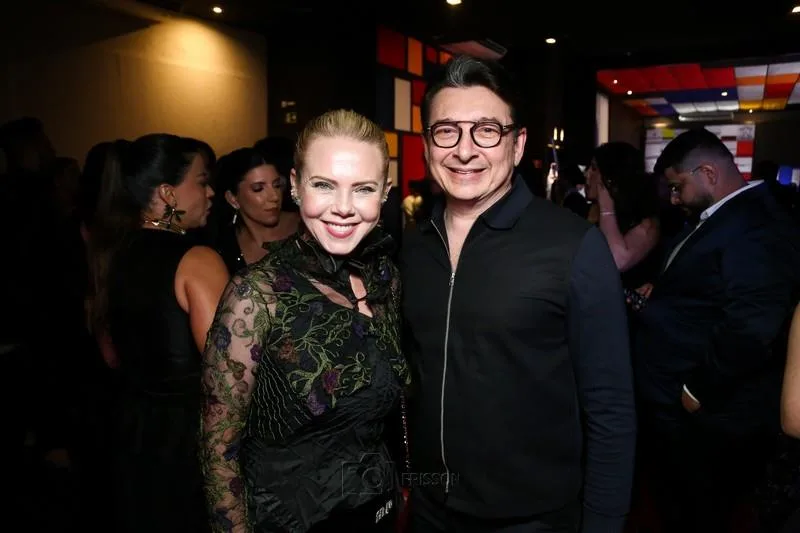 Branca e Racine Mourão