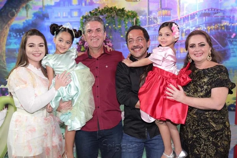 Aniversário Maria Teresa e Manuela Oliveira
