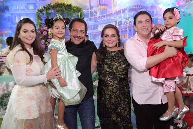 Aniversário Maria Teresa e Manuela Oliveira