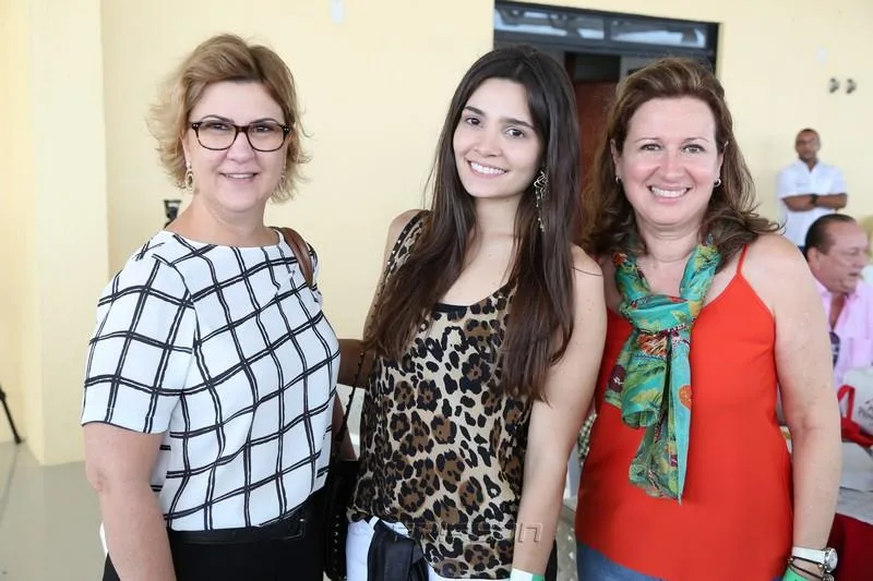 Inês Boghi, Ticiana Mendonça e Sônia Braga