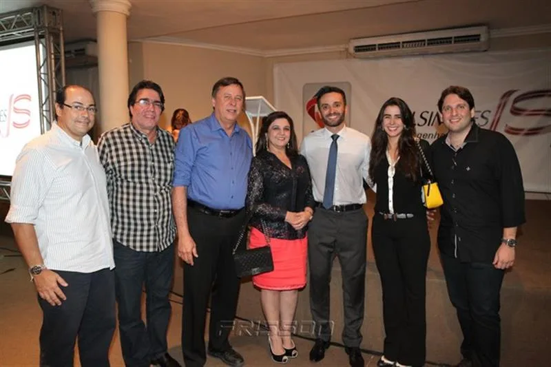 Breno Câmara, Roberto Costa Lima, José, Jacqueline Simões, Guilherme Machado, Vivian e Daniel Simões