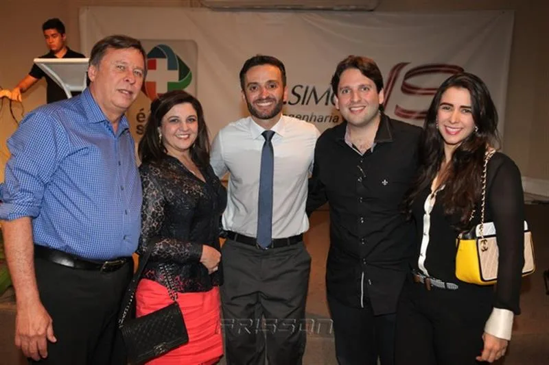 José, Jacqueline Simões, Guilherme Machado, Daniel e Vivian Simões