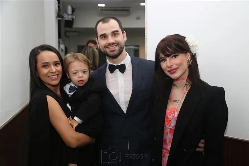 Aline Rodrigues, Miguel Neto, Raphael Neves e Maria Dias