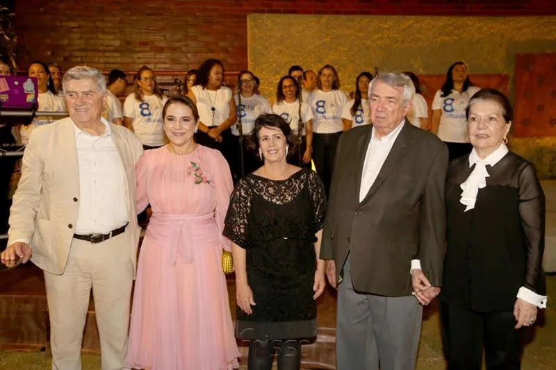 Amarilio, Patricia Macedo, Neuma Figueiredo, Roberto e Tânia Macedo