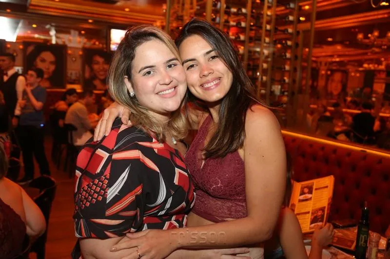 Bárbara e Júlia Teles