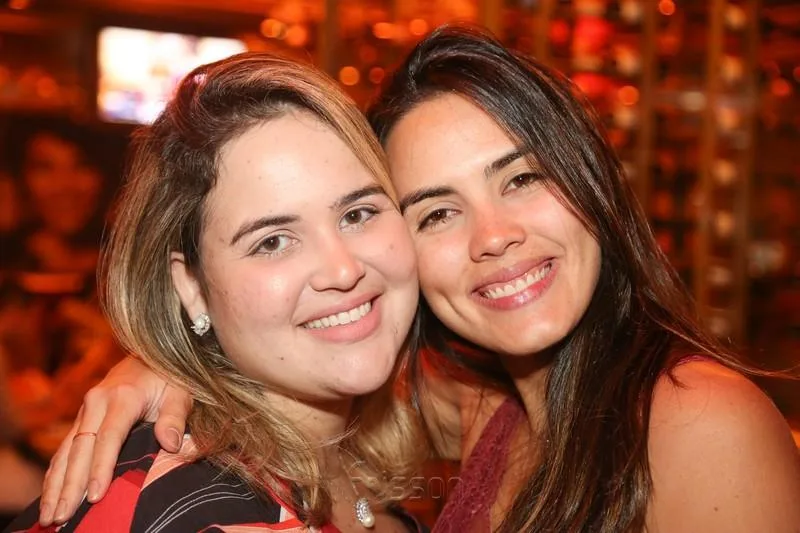 Bárbara e Júlia Teles
