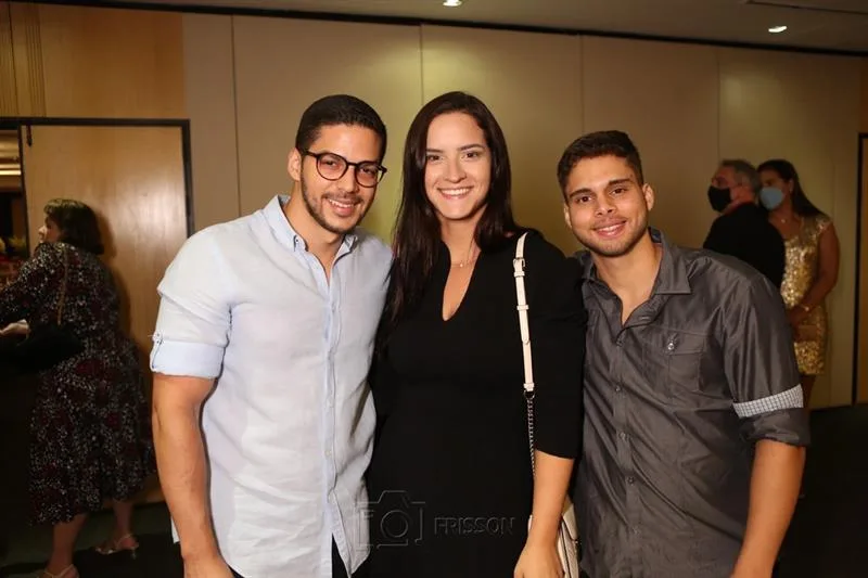 Bruno Parente, Renata Félix e Lucas Barroso