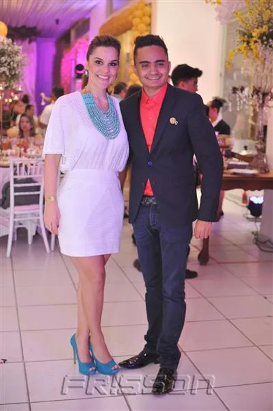 Ana Paula Spetacollare e Felipe Araújo