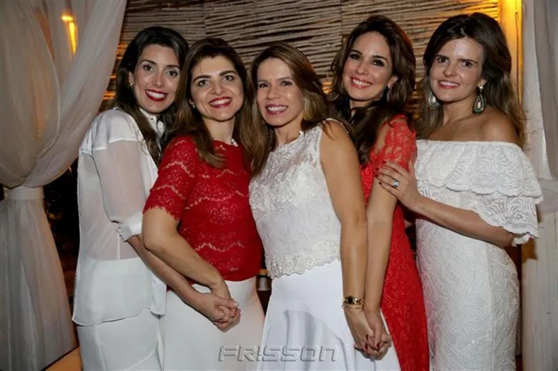 Adriana Cavalcante, Rilka Bezerra, Maira Silva, Eveline Fujita e Cristine Feitosa