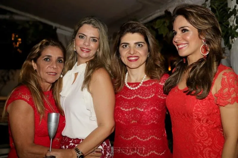 Inês Peixoto, Taís Pinto, Rilka Bezerra e Eveline Fujita