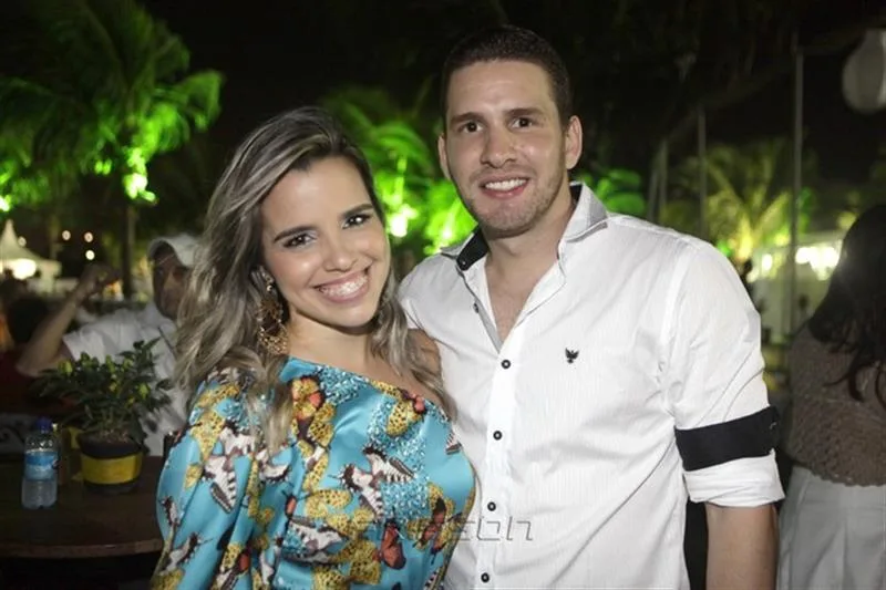 Aline Monte e Gustavo Thomaz