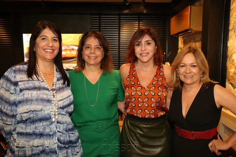 Elisa Oliveira, Claudia Gradvohl, Cristiane Faria e Rejane Porto