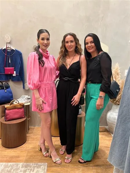 Sofia Torquato, Roberta Nogueira e Amanda Castanheira