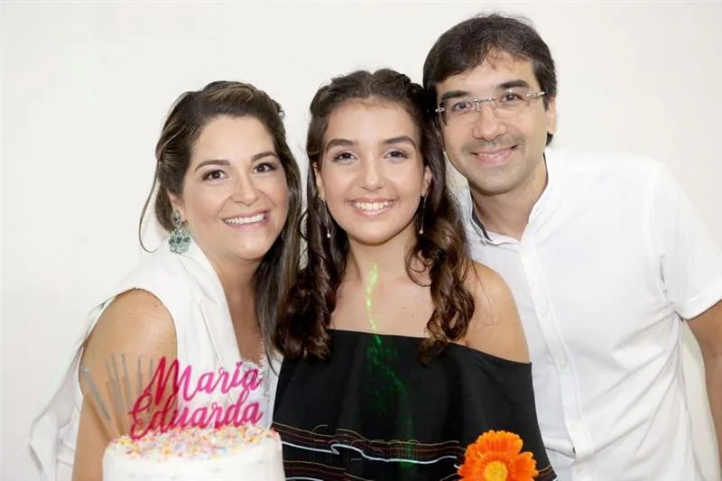 Adiana, Maria Eduarda e Marcos Paulo Siqueira