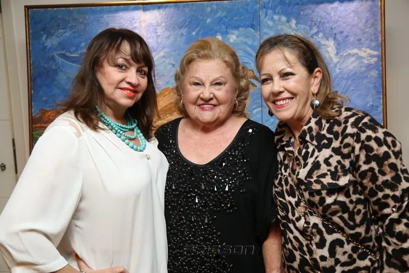 Carmem Cinira, Ivone Rebouças e Roberta Machado