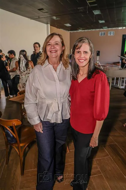 Aline Feitosa e Eliana Marreiro