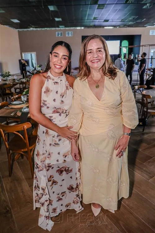 Ana Carolina e Lia Freire