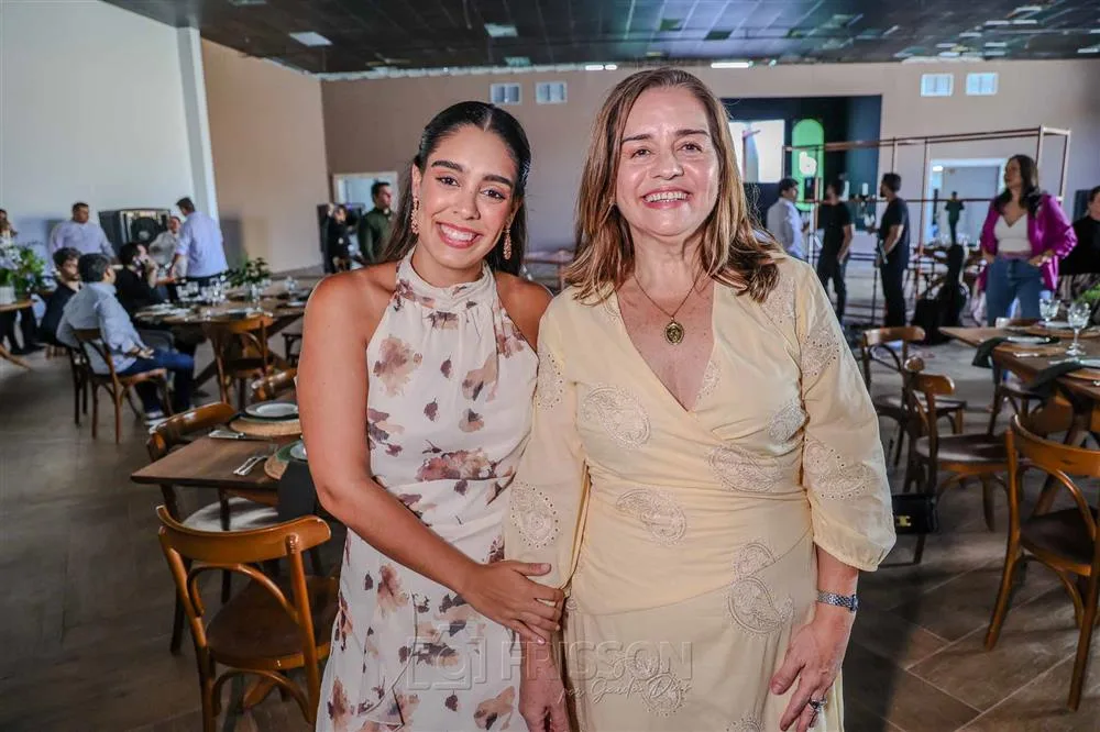 Ana Carolina e Lia Freire