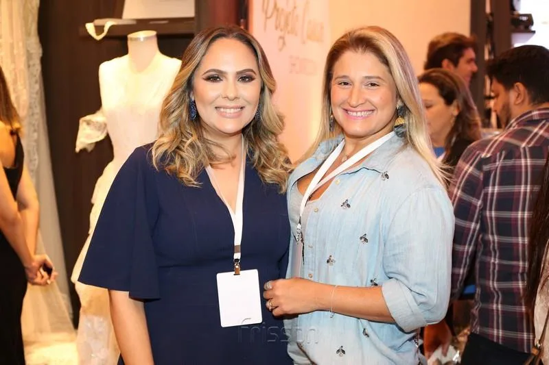 Anna Gladys Oquendo e Karina Bezerra