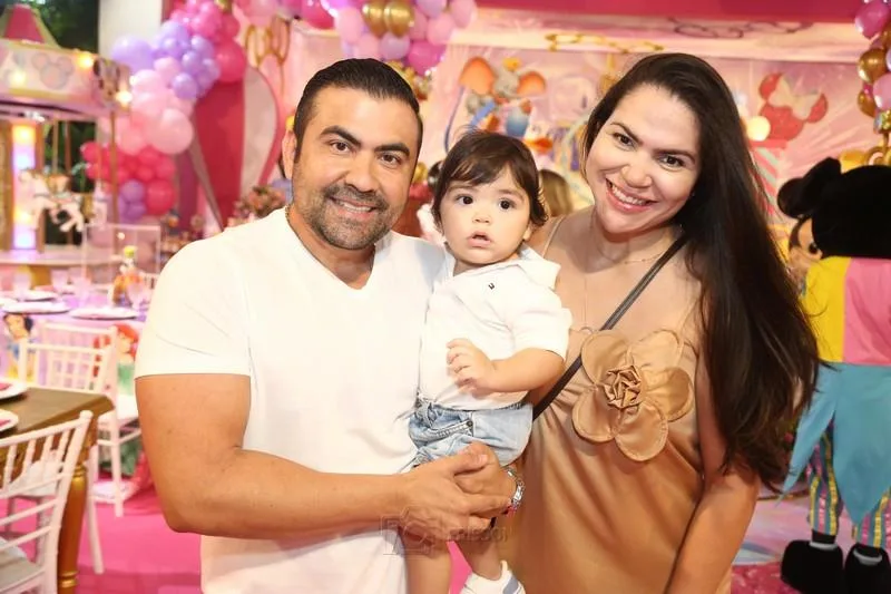Abner e Enrico Castro e Tatiana Ludovino