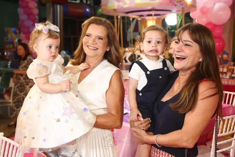Aniversário de Maria Macedo