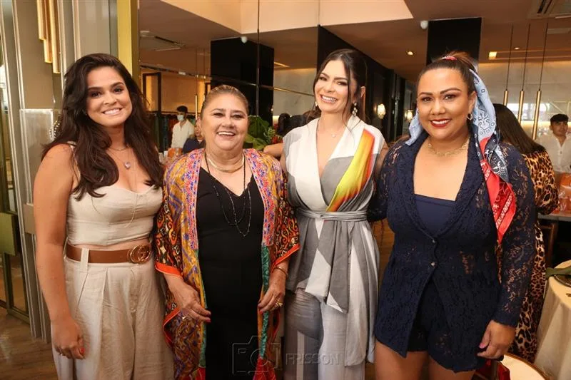 Deyse Castro, Lúcia Bezerra, Dzrre Cavalcante e Lucelda Bezerra