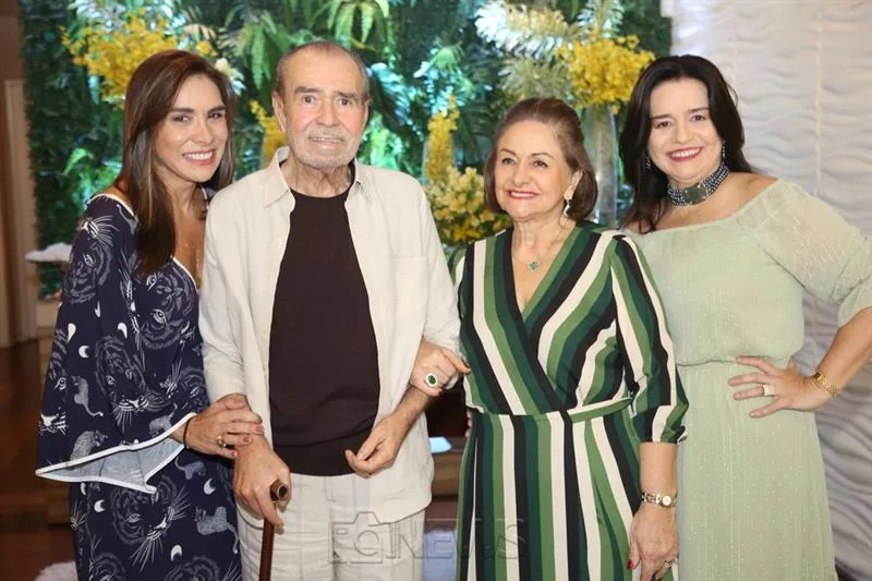 Ane Alcântara, Eymard, Bárbara e Lia Freire