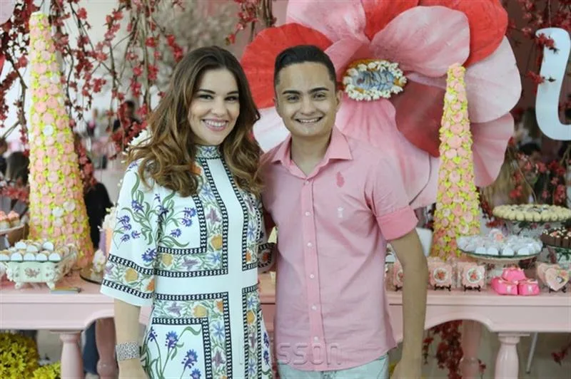 Ana Paula Domeni e Felipe Araujo