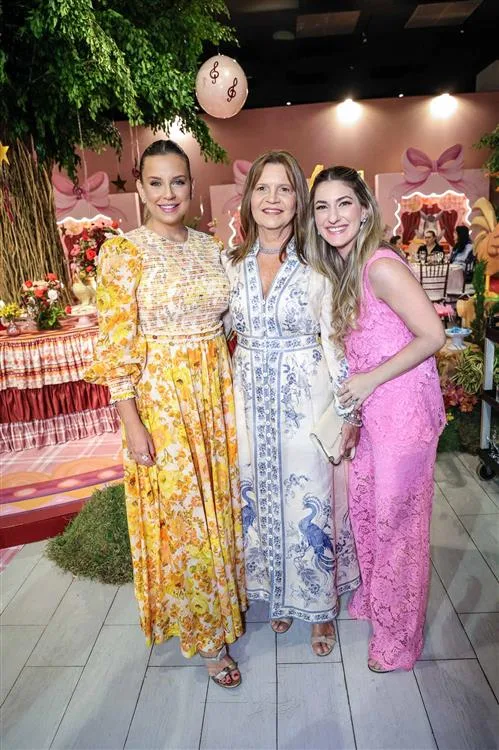 Fernanda, Geni Levy e Bruna Magalhães