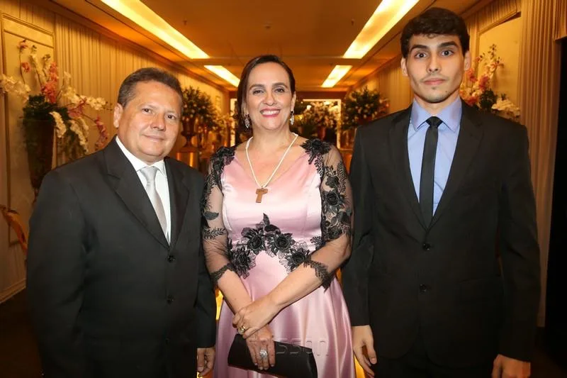 Alex, Leda e Sérgio Bezerra