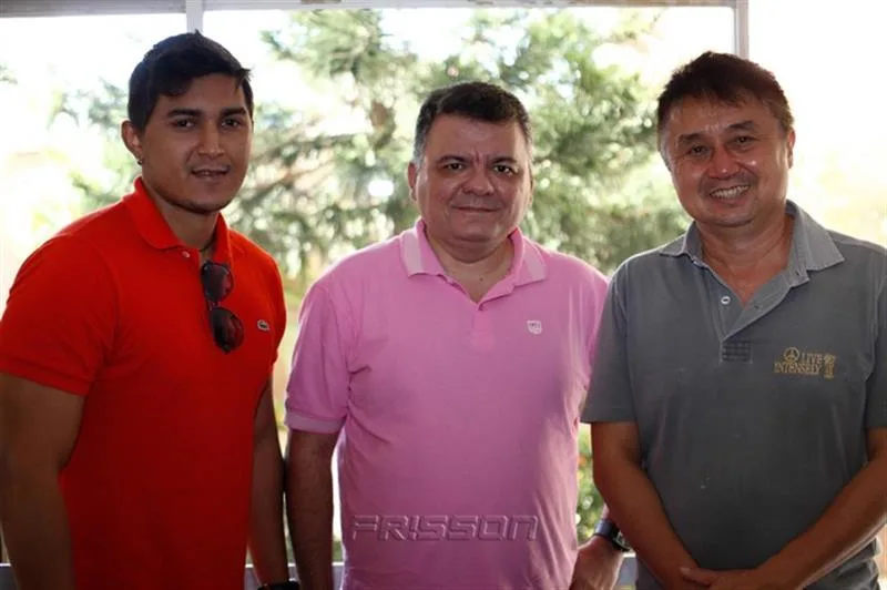 Anderson Taza, Omar de Albuquerque e Elson Nagano