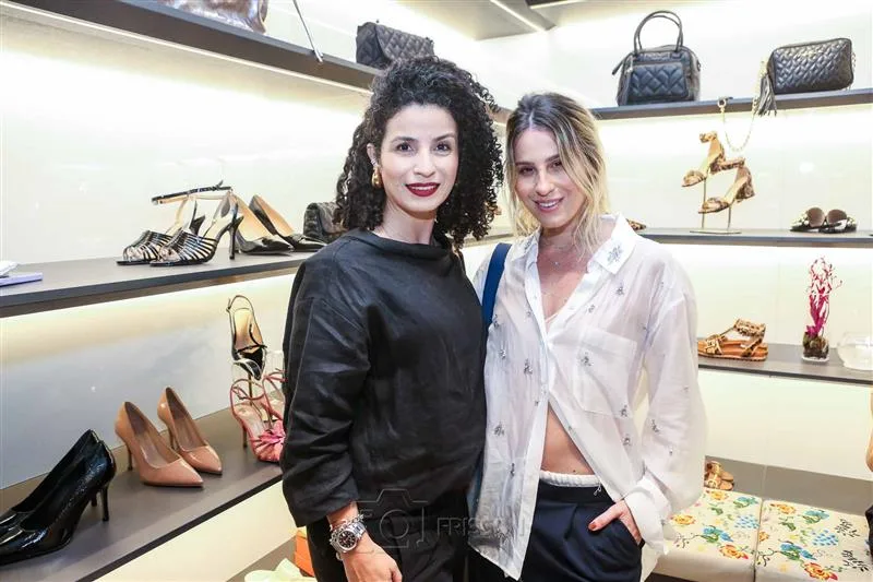 Ana Paula Martins e Larissa Proença