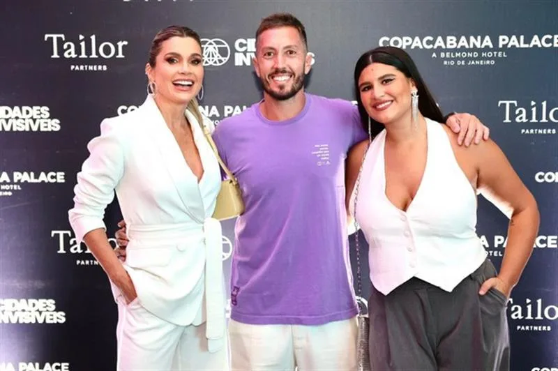 Flavia Alessandra, Samuel dos Santos e Giulia Costa