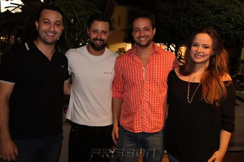 Arthur, Daniel, Mario Eleutero e Justine Queiroz